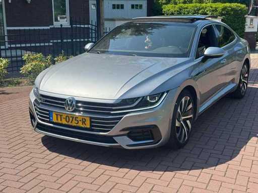 Volkswagen Arteon 1.5 TSI Business R automatica; TT-075-R