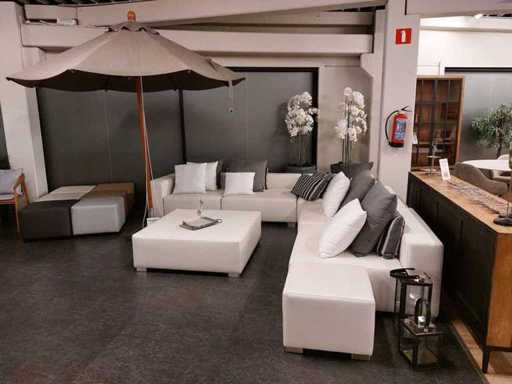 Outdoor corner sofa + 2 poufs