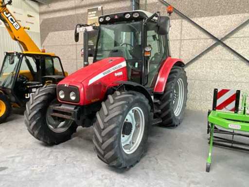 Tracteur agricole Massey Ferguson 5455 Dyna 4 à quatre roues motrices