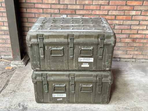 Carcas? de zbor militar? YPR (2x)