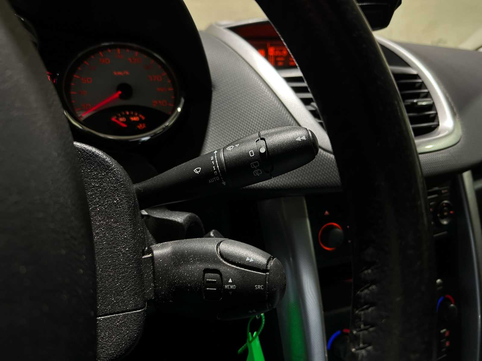 Peugeot 207 SW 1.6 VTi XS 120pk 2008, 5-TSZ-04