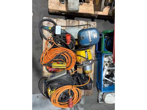   3x electric chain hoists DEMAG, SWF 2 t, Yale 500 kg