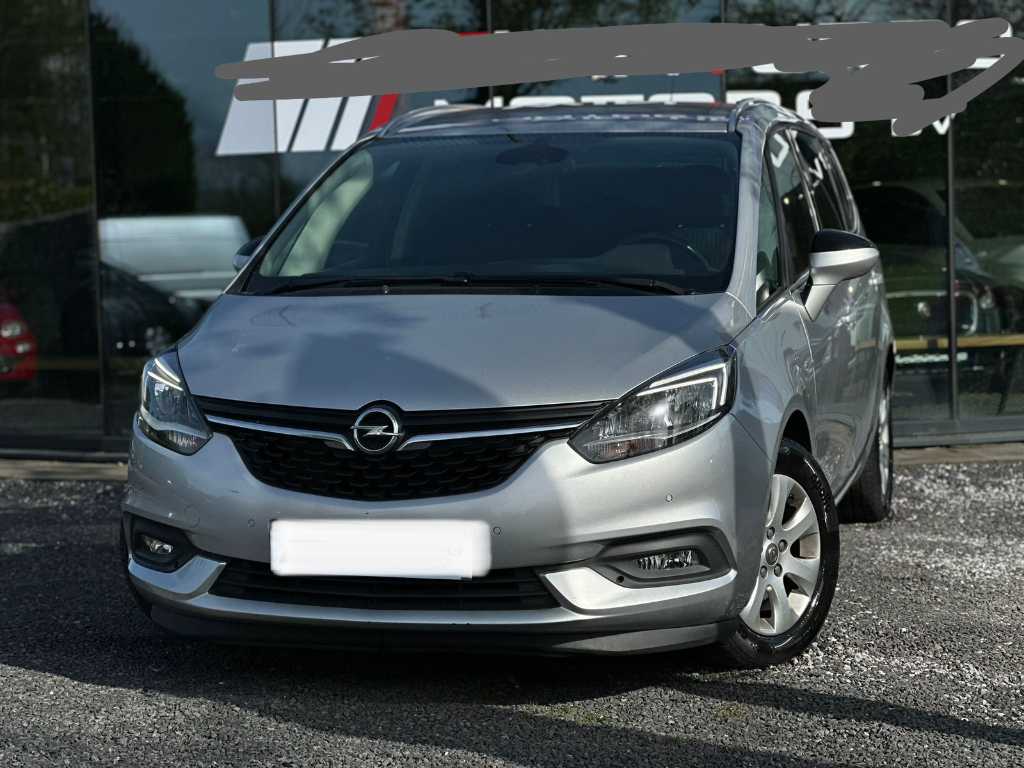 Opel Zafira Tourer, 2017