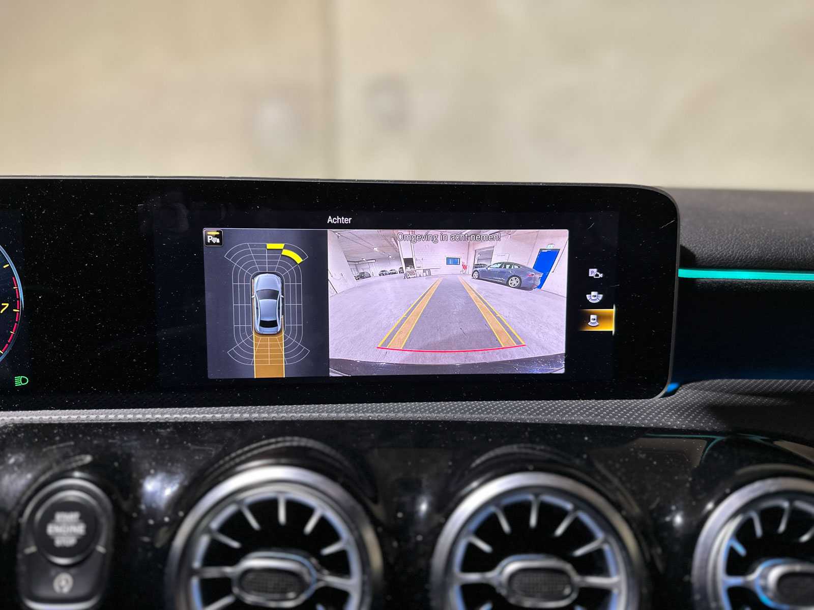 Mercedes-Benz A200 Business Solution AMG A-klasse 163pk 2020 (Origineel-NL), J-049-DZ