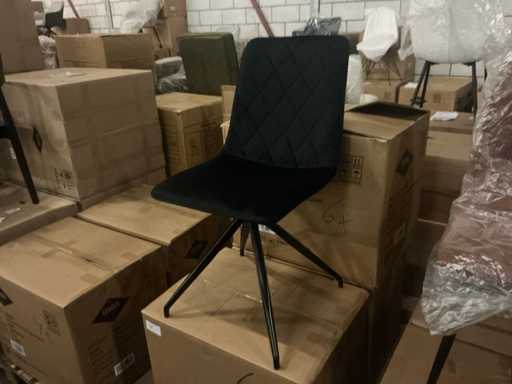 Gigameubel Yez Velvet Zwart Eetkamerstoel (4x)