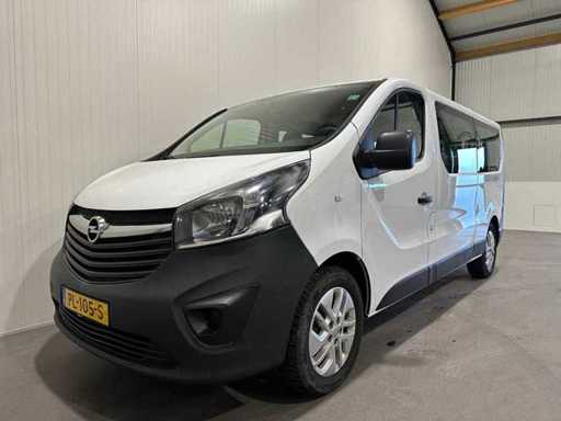 Opel Vivaro Combi 1.6 CDTI L2H1 ecoFL. PL-105-S pentru 9 persoane