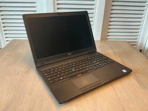 Notebooki — Dell Inc. — Latitude 5590