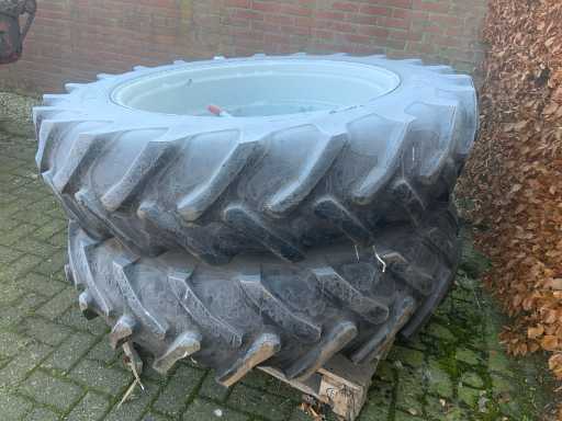 Zestaw podwójnego powietrza 13.6R38