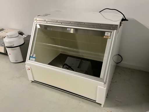 C.B.S. Scientific P-030-202 Electroforese-kast