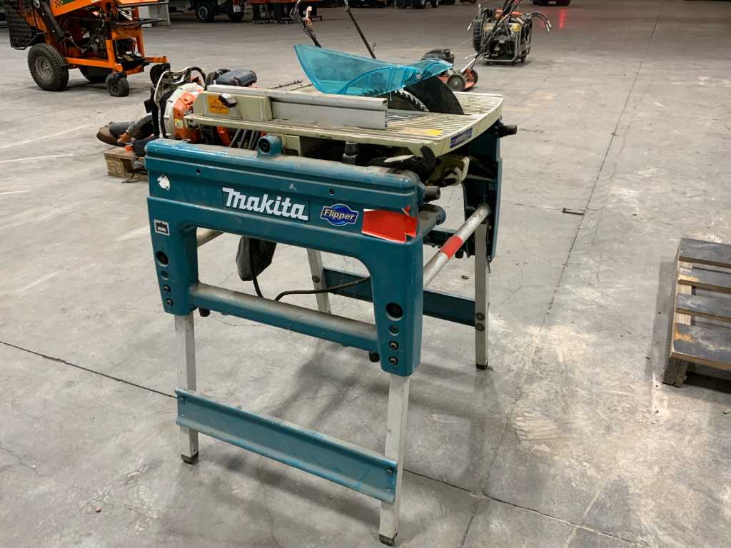 Makita discount flipper saw