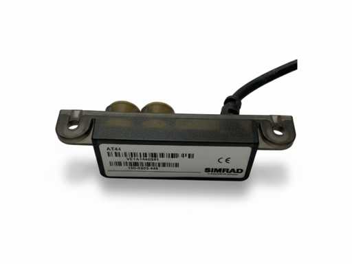 Convertisseur Simrad AT44 NMEA0183 vers Simnet - 153-5555-449