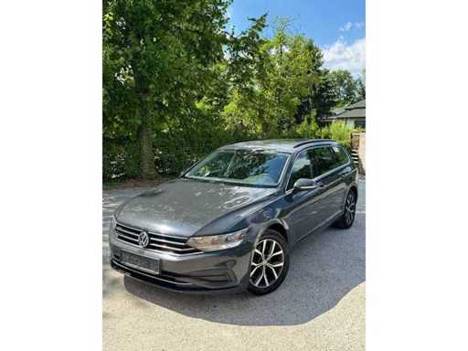 Volkswagen - Passat - Variante 1.6 TDI - Auto - 2020
