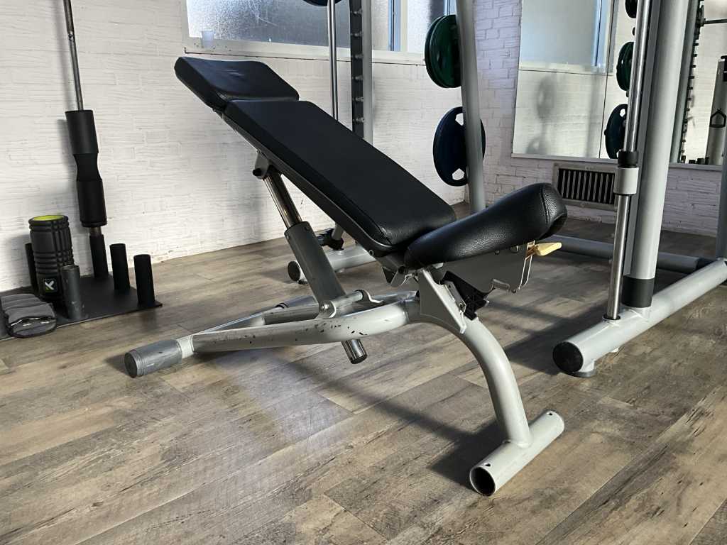 Ławka treningowa TechnoGym