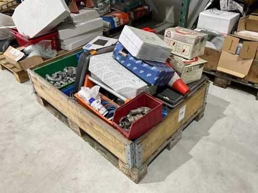 Diverse bouwmaterialen badkamer