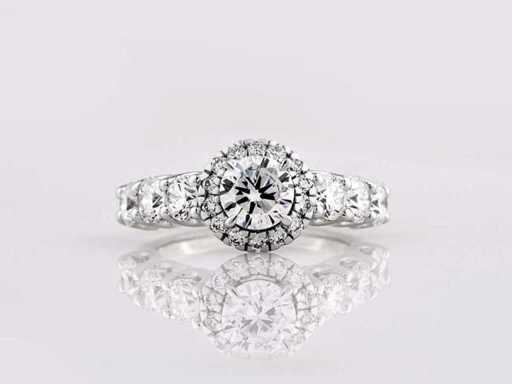 14 KT witgouden ring met 2,71 cts laboratoriumgekweekte diamant