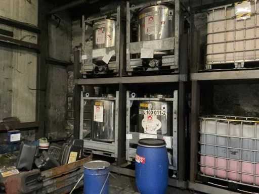 Stelling voor vloeistofcontainers