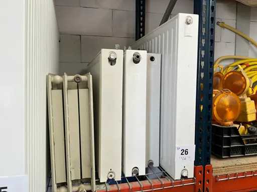 Various radiators (5x)