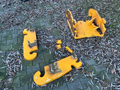 Plaque adaptatrice à changement rapide / cadre d’accouplement avec connexion CW30