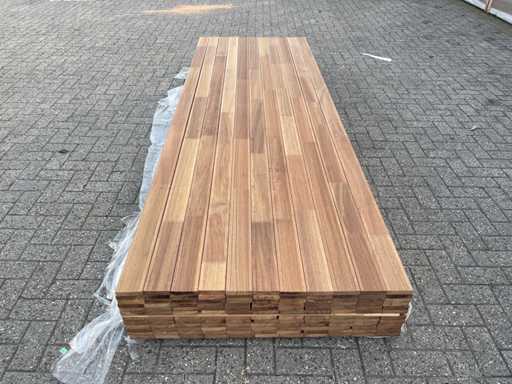Guyana-Teakplanken gehobelt, fingergelenkt 4000x90x21mm (66x)