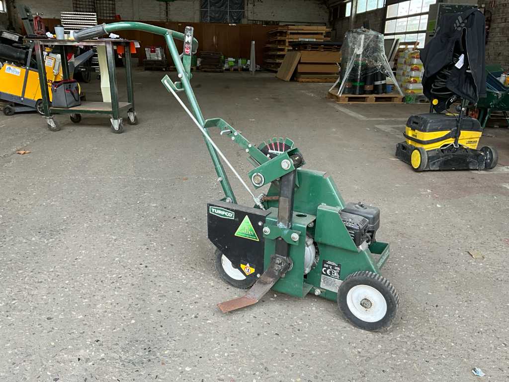 TURFCO EDGE-R-RITE Edge Trimmer