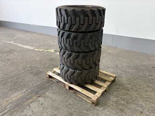 4x industriële banden 12-16.5 – gebruikt – voor skid steer