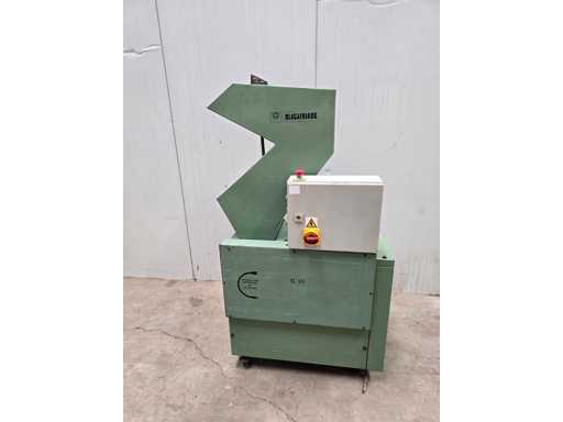 BLACKFRIARS LTD 320 / 150 Granulator