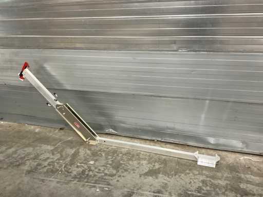 RSS200 Flat roof upright with fall arrest device with line clamp (2x)