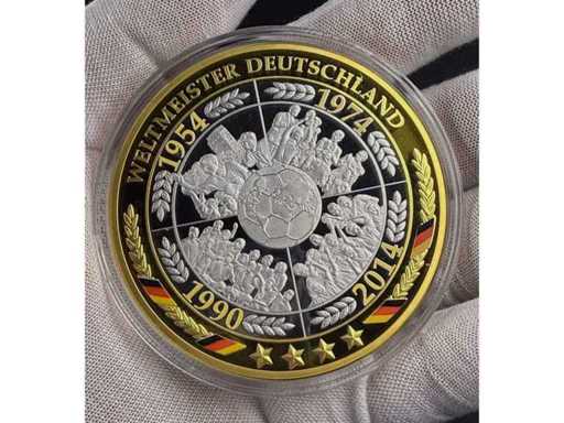 70 mm Gedenkmedaille „4-facher Weltmeister Deutschland“ – Fußball WM 2014 Proof
