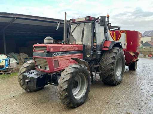 Case 1255 XL trattore agricolo a trazione integrale