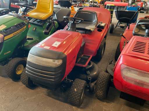 Frigidaire Y155H107RB ma?in? de tuns iarba cu c?lare