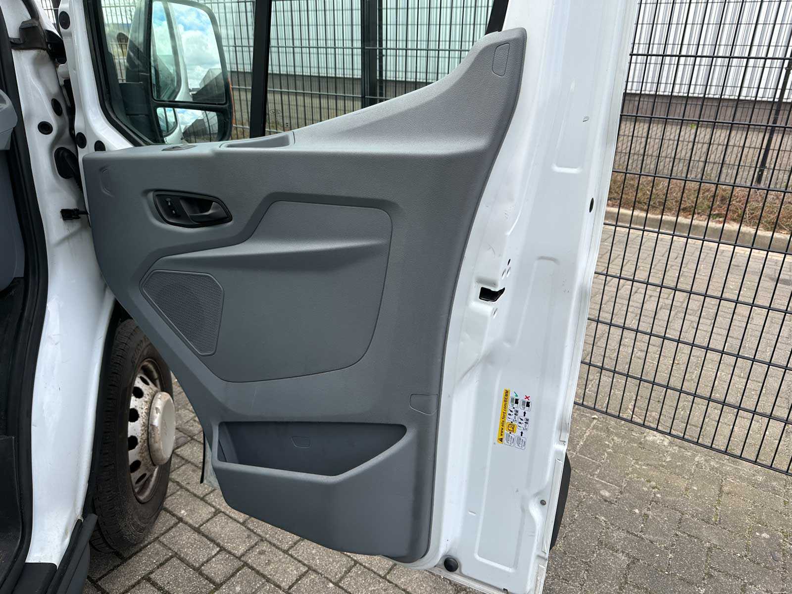 Ford Transit 350 2.2 TDCI L3H1 Am 125pk 2016, V-192-TF