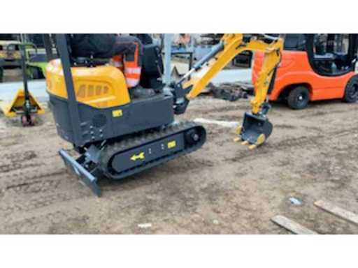 b84b6247-32bf-4707-a6a1-18c3c75d0ae9.mp4