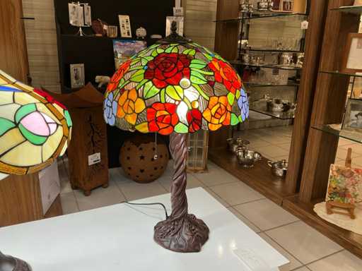 TIFFANY Tafellamp met pioenrozen