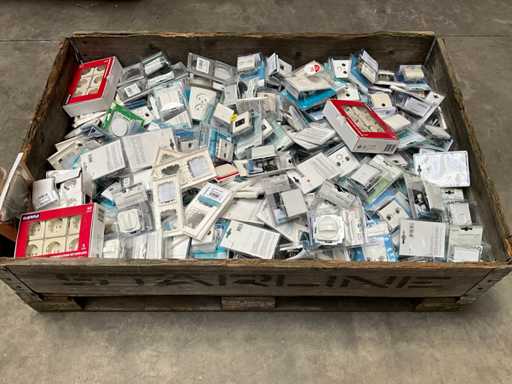 PALLETDEAL diverse schakelmateriaal en toebehoren