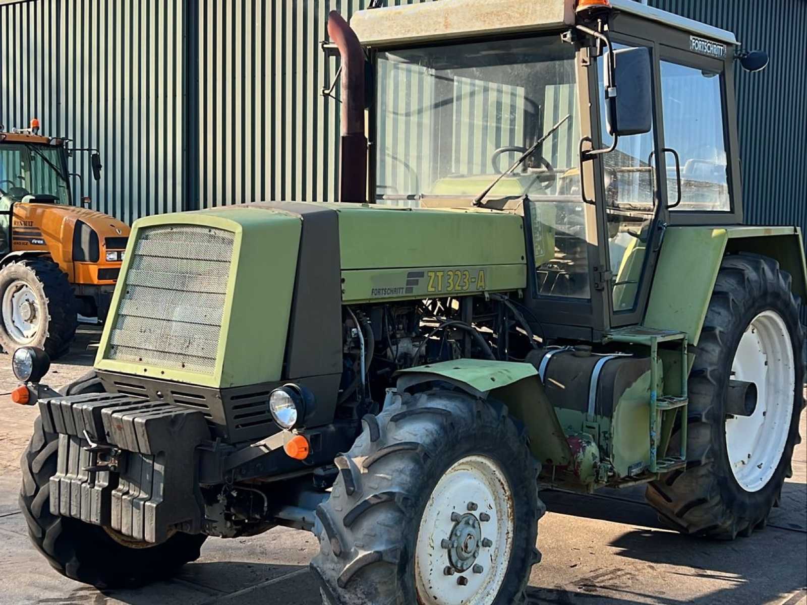 Fordschritt ZT 323-A All-wheel drive agricultural tractor