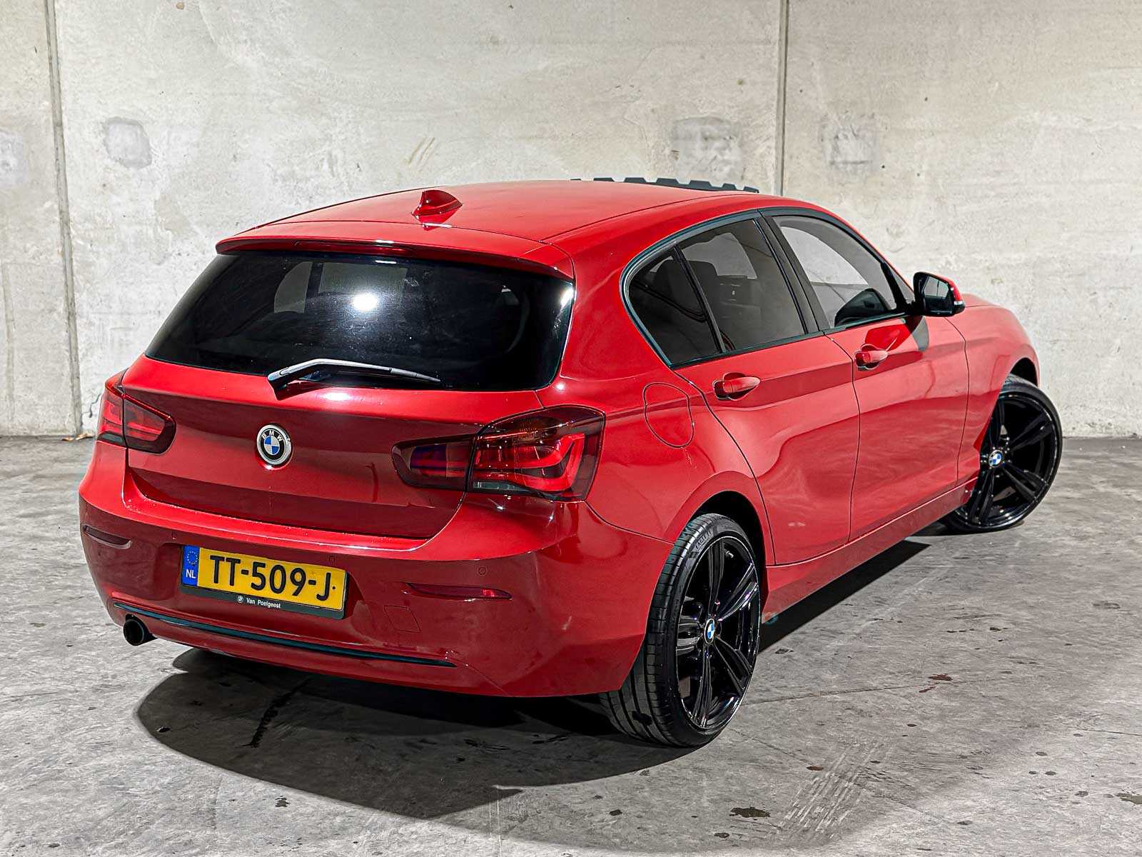 BMW 118i High Executive 1-serie 134pk 2018 (Origineel-NL), TT-509-J