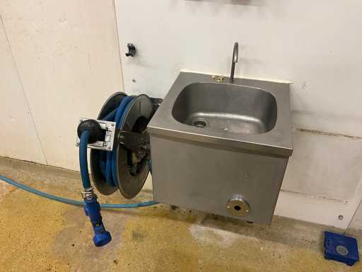 Lave-mains en acier inoxydable RADA