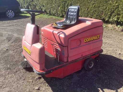 1996 Compact 1150r Zelfrijdende veegmachine