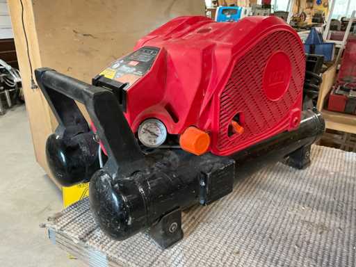 MAX Powerlite High Pressure Compressor