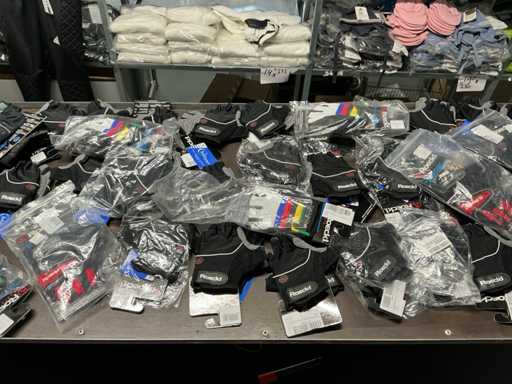 Partij diverse Roeckl sports handschoenen (122x)