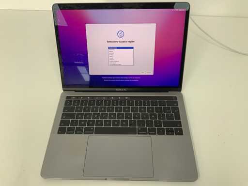 Apple A1706 13-calowy laptop MacBook Pro MLH12N/A