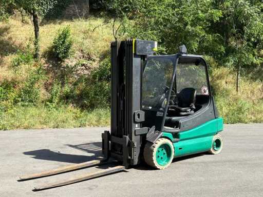2010 LINDE E30PS-03 Electric Forklift Quattro Mast 3,000kg Load Capacity