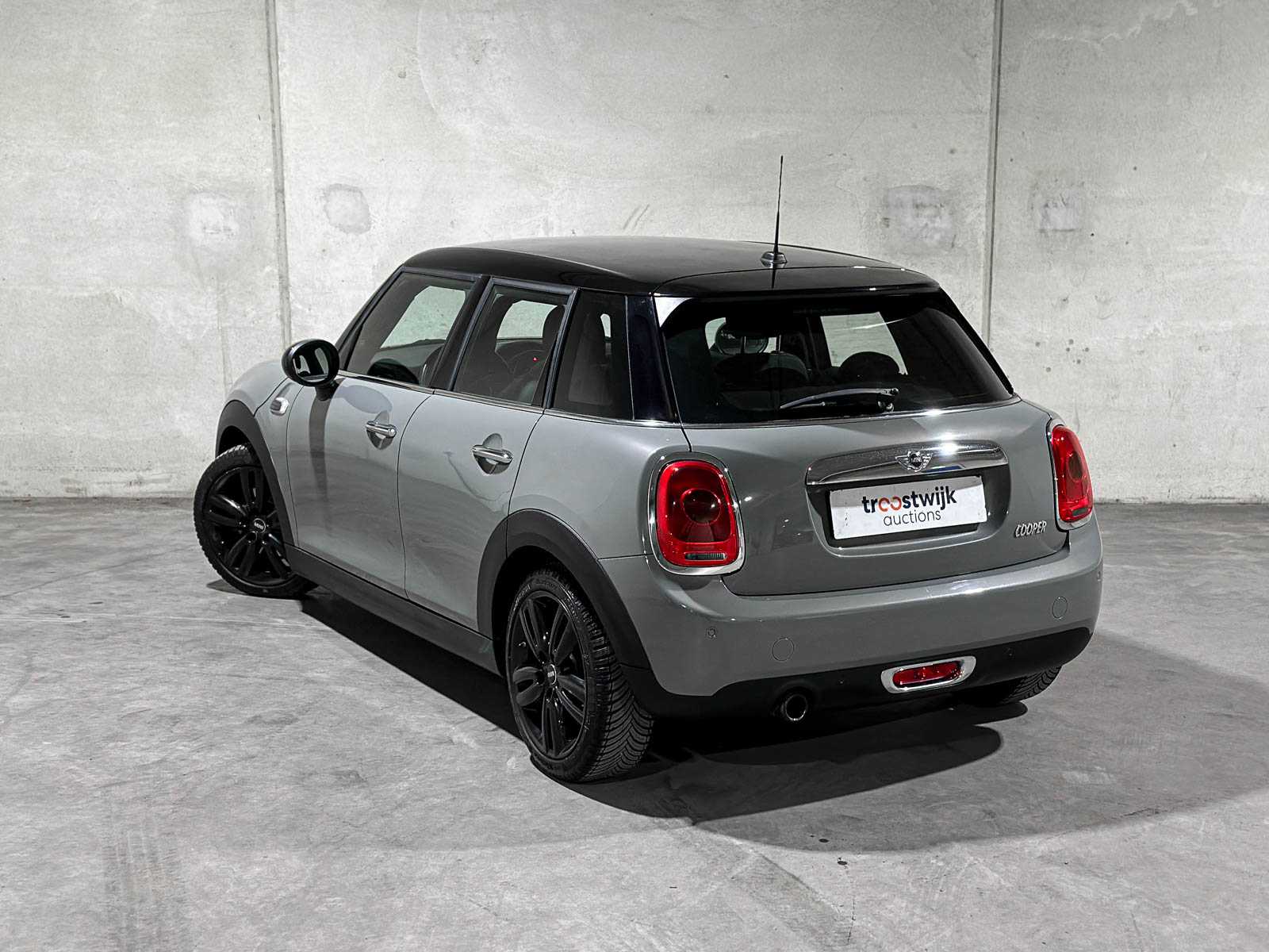  Mini Cooper 1.5 136hp 2014, J-119-RV