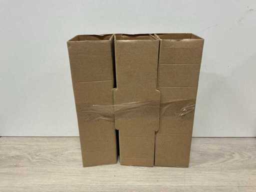 Butelki z materiałem opakowaniowym (około 250x)