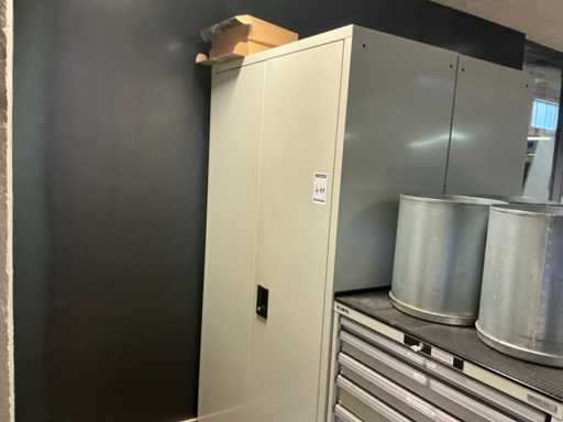 Lista 2-deurs metalen archiefkast