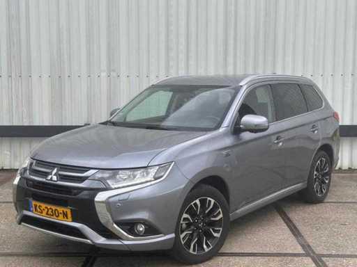 Mitsubishi Outlander 2.0 PHEV Instyle ; KS-230-N