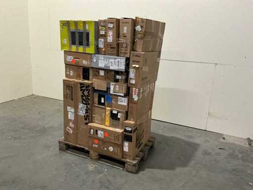 Pallet PC Screens / Monitors Returns - 21 items