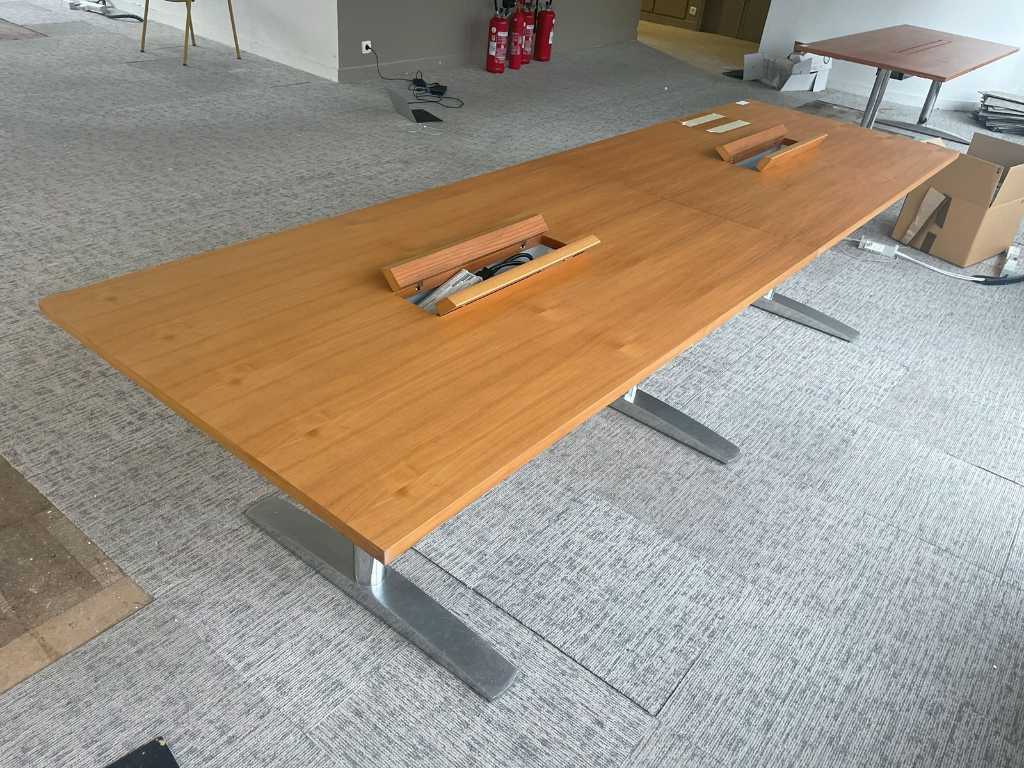 Table de réunion