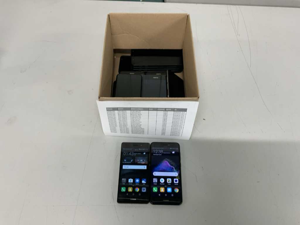 Samsung/Huawei Divers téléphones mobiles divers (18x)