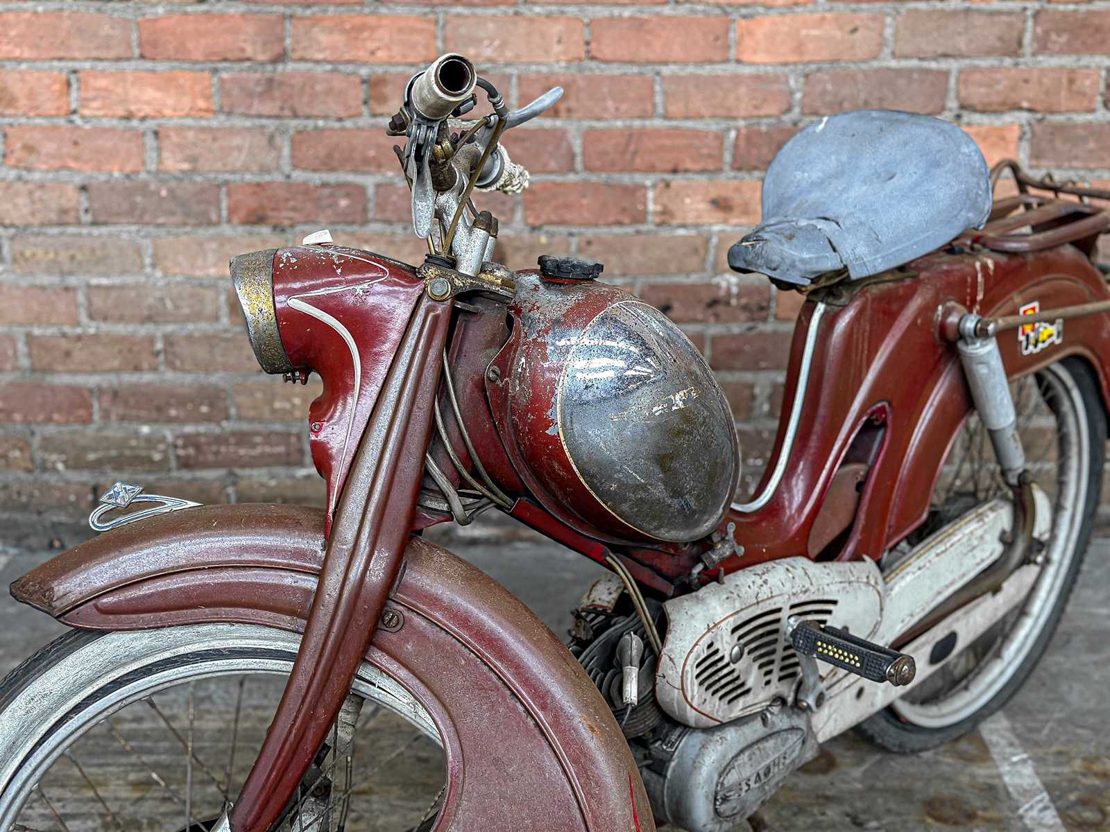 Hercules Prior 1973, FB-992-P